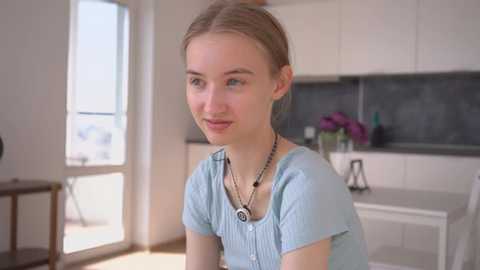 Media: edinabrindle Stripchat 2025-07-13 04:10:00