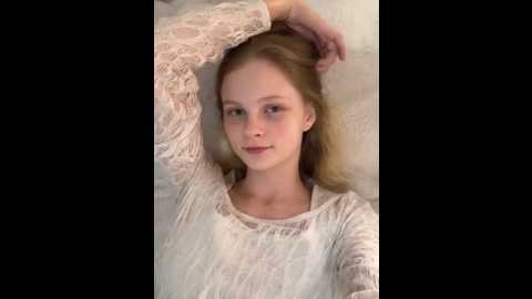 Media: everydayy Stripchat 2025-07-13 01:16:00