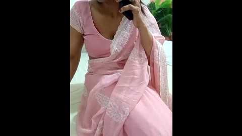 Media: shalu_g Stripchat 2025-07-13 04:17:00