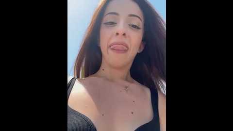 Media: yesmoree Stripchat 2025-07-13 09:38:00