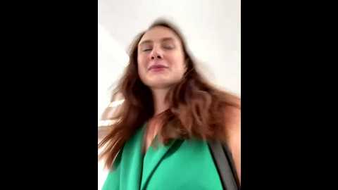 Media: dina_tease Stripchat 2025-07-14 12:44:00
