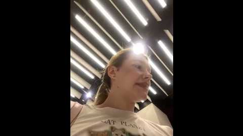 Media: honey___hot Stripchat 2025-07-14 13:45:00