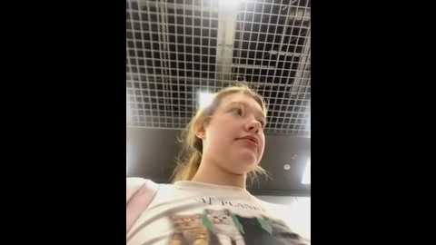 Media: honey___hot Stripchat 2025-07-14 14:52:00