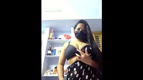 Media: hot_honey77 Stripchat 2025-07-14 18:31:00