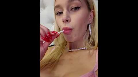 kristinadane @ stripchat on 20250714