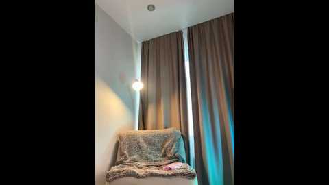 teasecake @ stripchat on 20250714