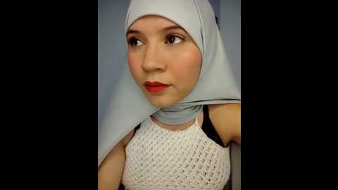 Media: hanaa_18 Stripchat 2025-07-15 21:48:00