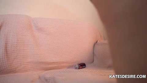 Media: katesdesire Stripchat 2025-07-16 08:35:00