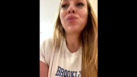 sweet___emily @ stripchat on 20250716