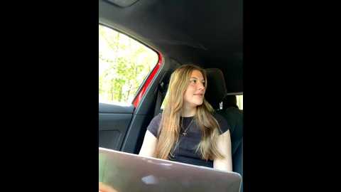 meli_riveira @ stripchat on 20250717