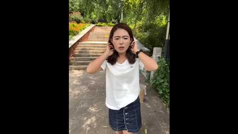Media: feifei_521 Stripchat 2025-07-18 04:11:00