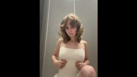 julie_cutie @ stripchat on 20250718