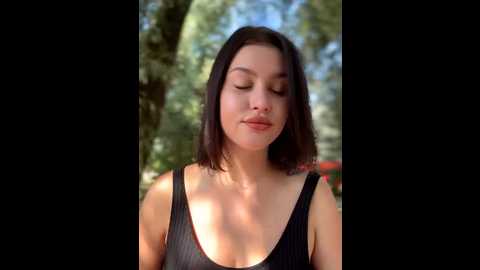 Media: kikiwatson Stripchat 2025-07-18 05:02:00