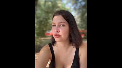 Media: kikiwatson Stripchat 2025-07-18 05:24:00
