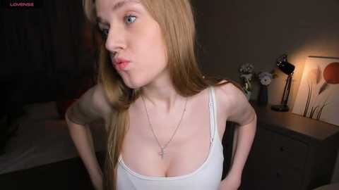 Media: odellafrake Stripchat 2025-07-18 21:19:00