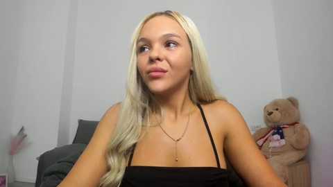 Media: daisy_abby Stripchat 2025-07-19 03:54:00