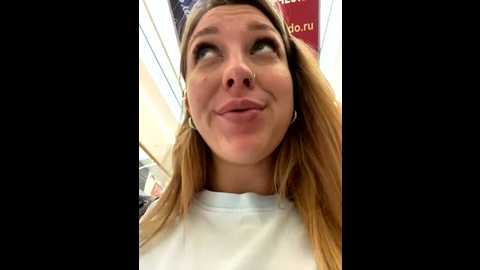 Media: sweet___emily Stripchat 2025-07-19 12:07:00
