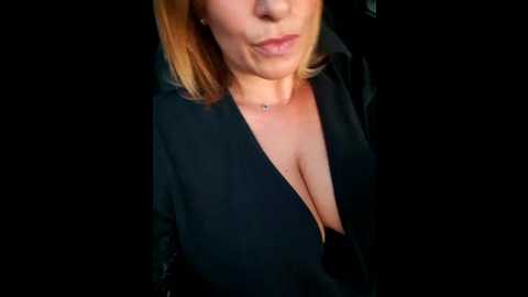 zoe_87 @ stripchat on 20250719
