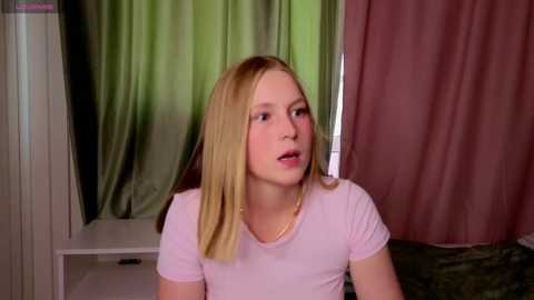 vondahollars @ stripchat on 20250720