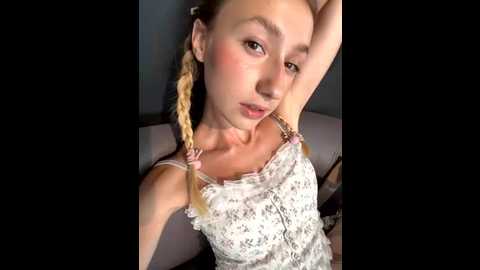Media: lia__love Stripchat 2025-07-21 12:08:00