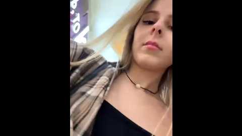 lina_away @ stripchat on 20250721