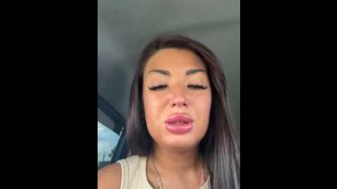 Media: ruslanaxx Stripchat 2025-07-21 03:51:00