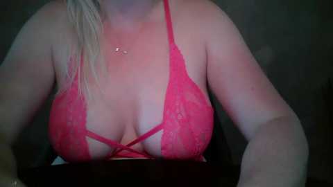 esmee_xxx