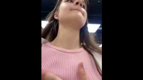 Media: kittyqueeny Stripchat 2025-07-22 09:42:00