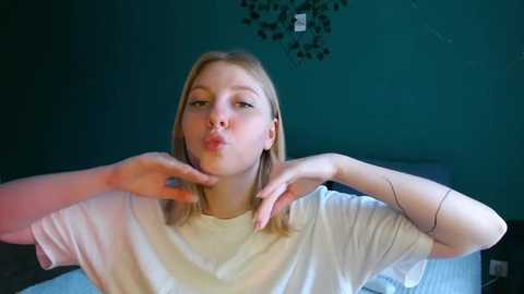 avrora_awad @ stripchat on 20250724