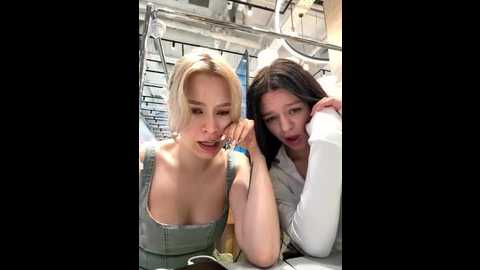 Media: cum_girlss Stripchat 2025-07-24 08:17:00