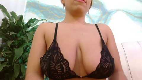 triana_crimson @ stripchat on 20250724