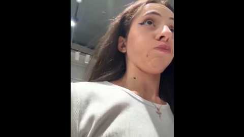 Media: yesmoree Stripchat 2025-07-24 15:06:00