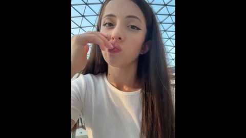 Media: yesmoree Stripchat 2025-07-24 15:48:00