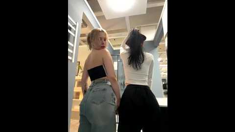 cum_girlss @ stripchat on 20250725