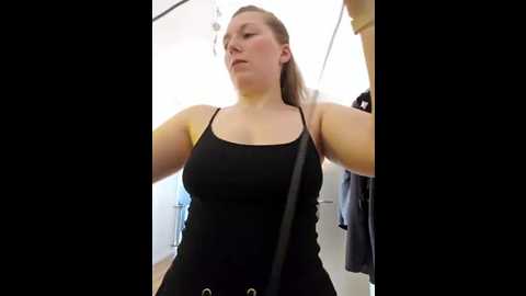 Media: sexyjoanne Stripchat 2025-07-25 14:48:00
