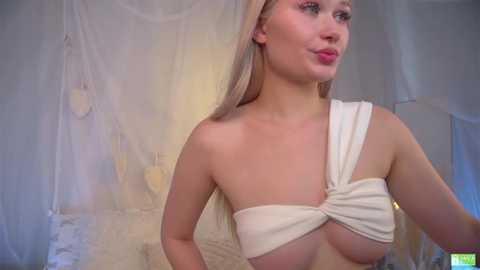white_godness @ stripchat on 20250725