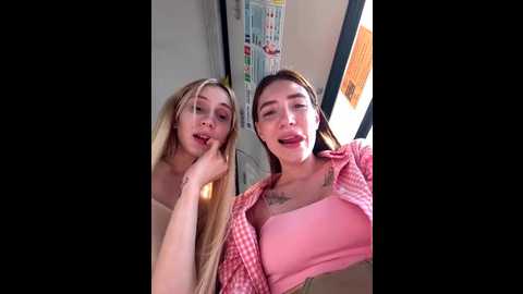 Media: ballerinacappuccino_ Stripchat 2025-07-26 13:17:00
