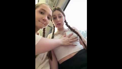 Media: bambi_lu Stripchat 2025-07-26 18:31:00