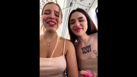 Media: liza_risky Stripchat 2025-07-26 08:04:00