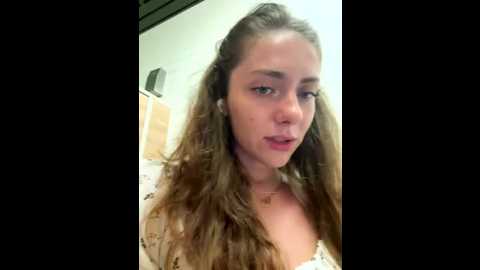 Media: mariid Stripchat 2025-07-26 07:17:00