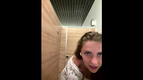 Media: mariid Stripchat 2025-07-26 07:27:00