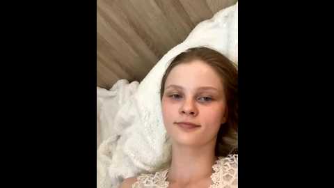 Media: everydayy Stripchat 2025-07-27 11:40:00