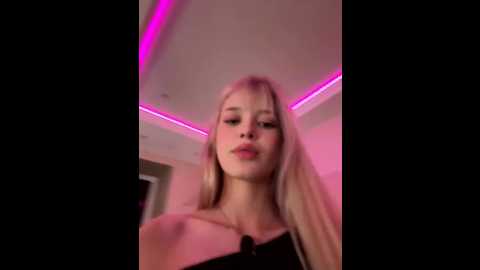 bellasecrett @ stripchat on 20250728