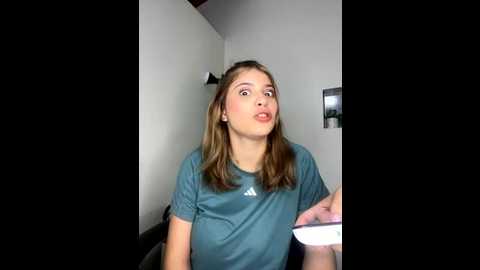 Media: _alice_1 Stripchat 2025-07-29 21:10:00