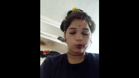 Media: sapna_love143 Stripchat 2025-07-29 02:45:00