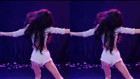 Media: hot_dance520 Stripchat 2025-07-30 03:07:00