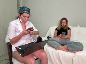 nura_n_sarah @ stripchat on 20250730