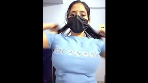 Media: hot_honey77 Stripchat 2025-08-01 18:17:00