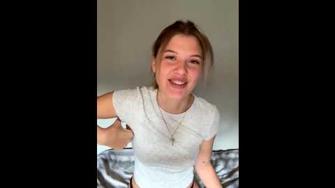 meli_riveira @ stripchat on 20250801