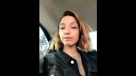 Media: dollytall Stripchat 2025-08-02 08:08:00